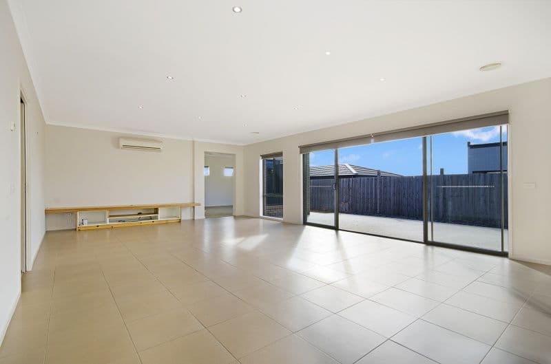 90 Province Boulevard, HIGHTON VIC 3216, Highton - Thumbnail 5