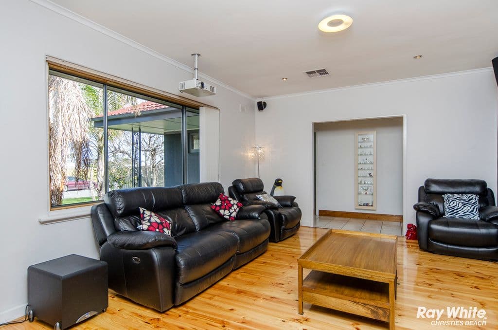 1 Erin Street, Christies Beach SA 5165, Christies Beach - Thumbnail 3