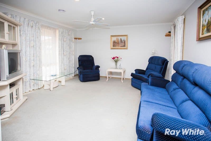 13 Benor Court, PAKENHAM VIC 3810, Pakenham - Thumbnail 6