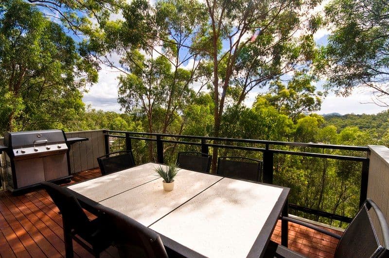 19 Buckingham Way, ELANORA QLD 4221, Elanora - Thumbnail 4