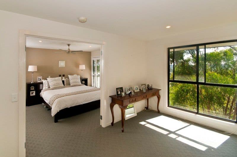 19 Buckingham Way, ELANORA QLD 4221, Elanora - Thumbnail 8