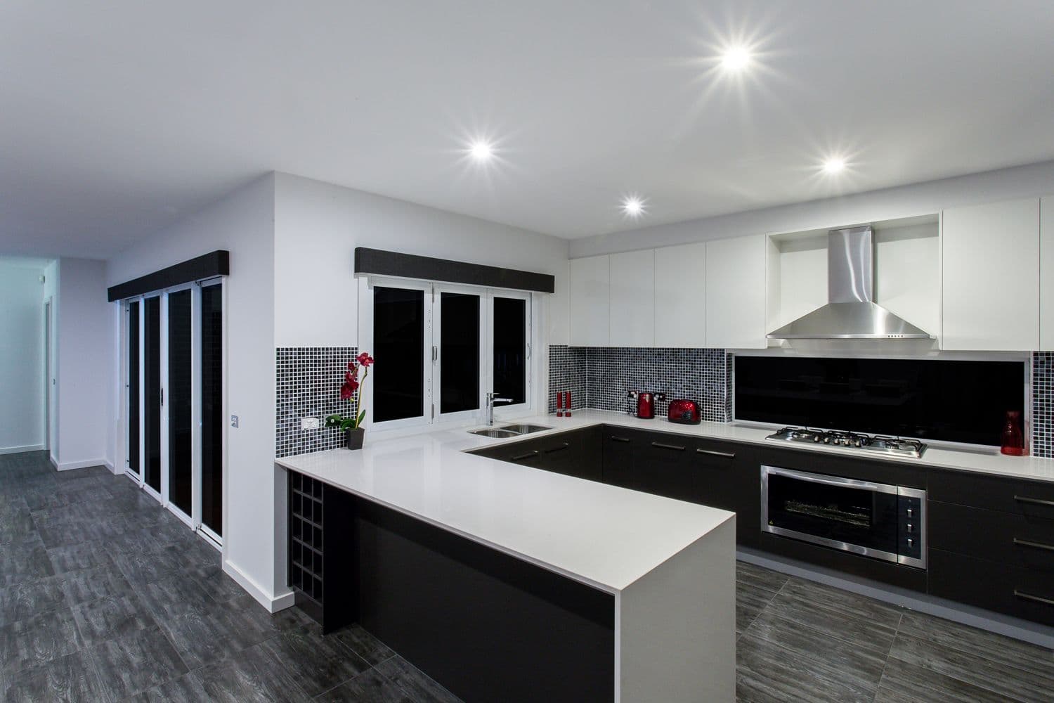 28 Prendergast Avenue, Cranbourne East VIC 3977, Cranbourne East - Thumbnail 4