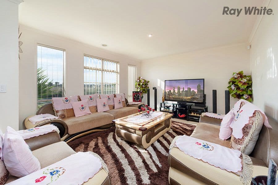 19 Pendragon Crescent, Derrimut VIC 3030, Derrimut - Thumbnail 3