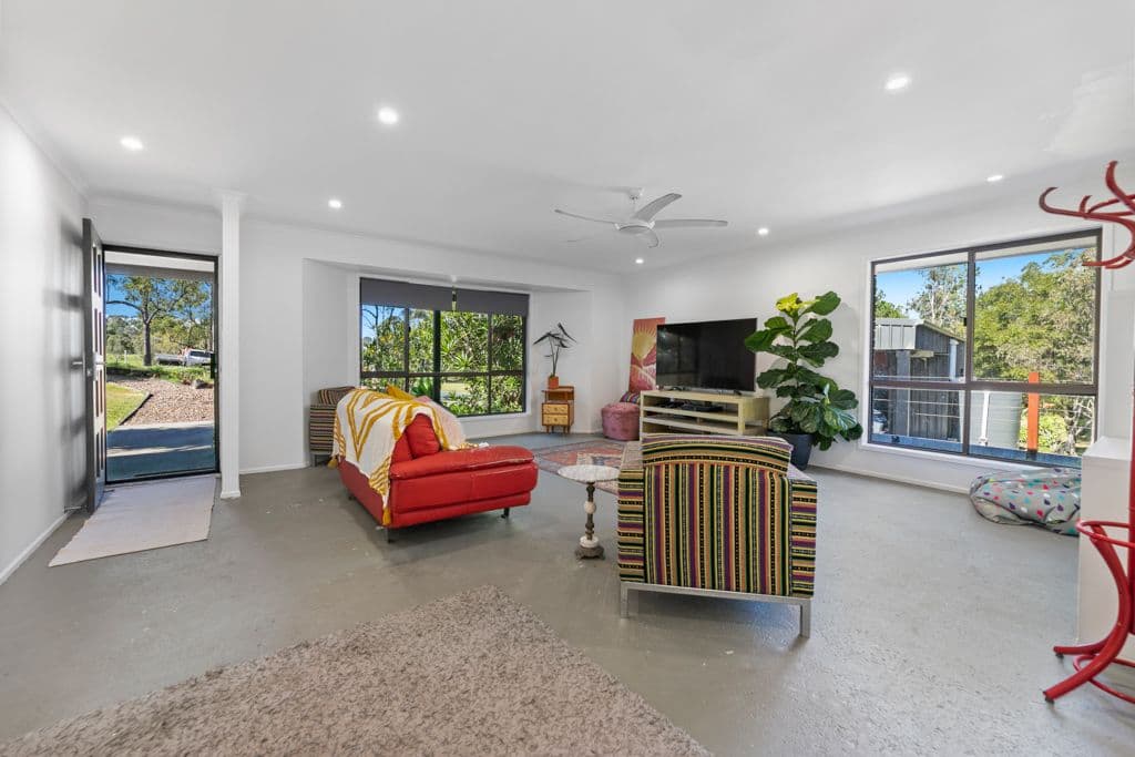 11-35 Golf Course Road, Woodford QLD 4514, Woodford - Thumbnail 8