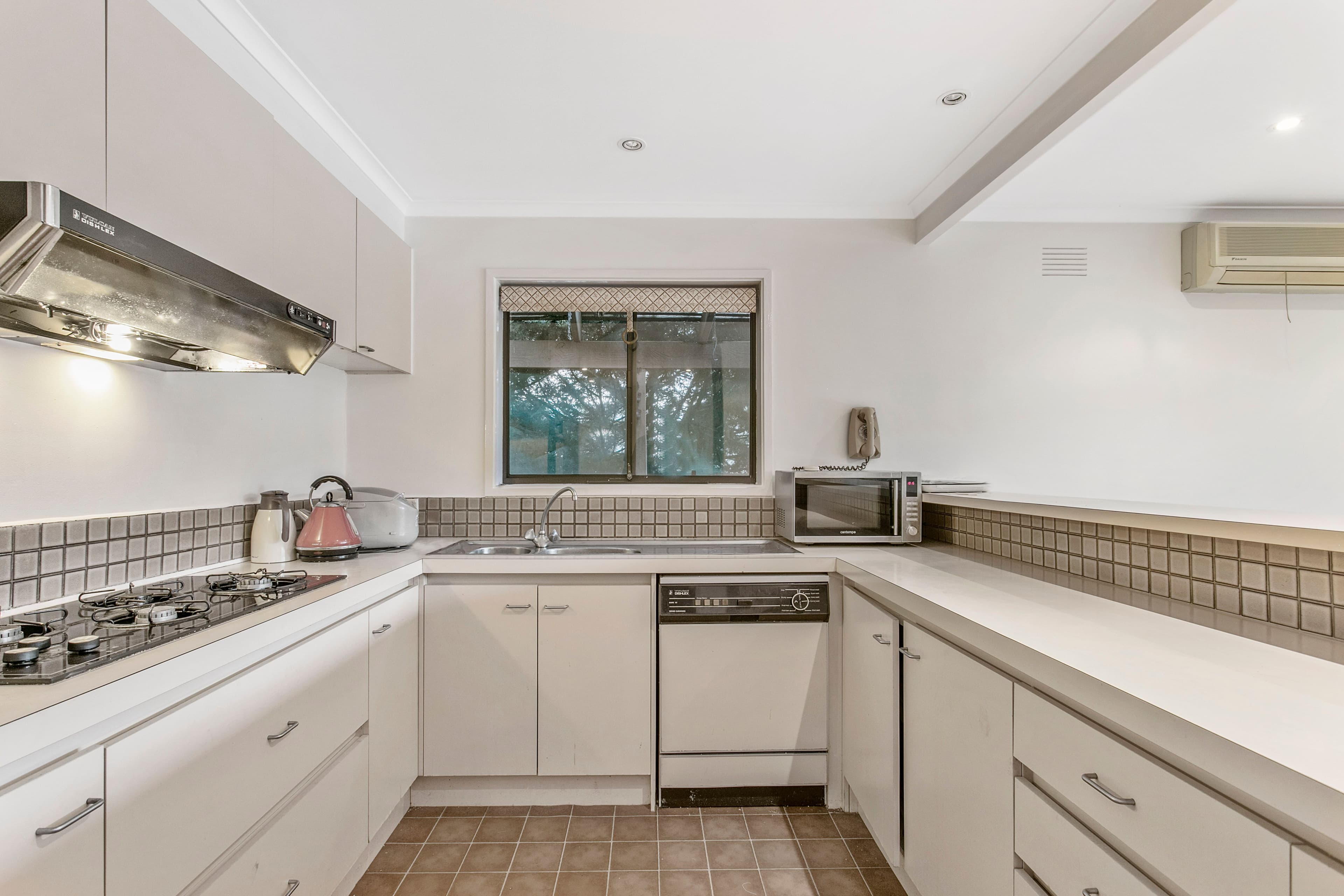 1210 Riversdale Road, Box Hill South VIC 3128, Box Hill South - Thumbnail 4