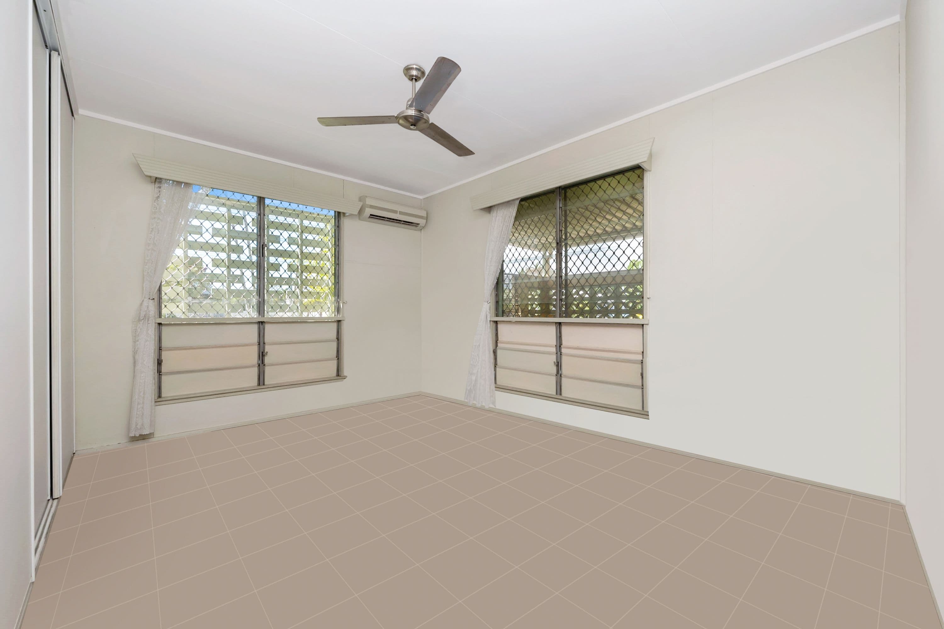 22 Sunderland Street, Garbutt QLD 4814, Garbutt - Thumbnail 4