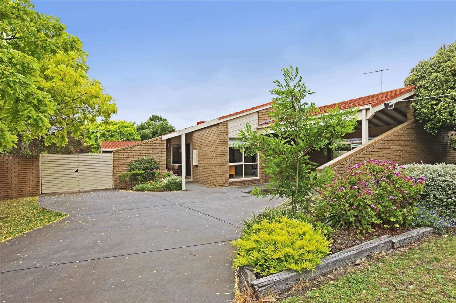 25 Rennie Street, LARA VIC 3212, Lara - Thumbnail 2
