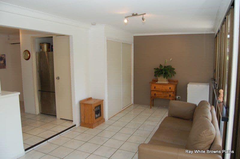 10  Campden Street, BROWNS PLAINS QLD 4118, Browns Plains - Thumbnail 4