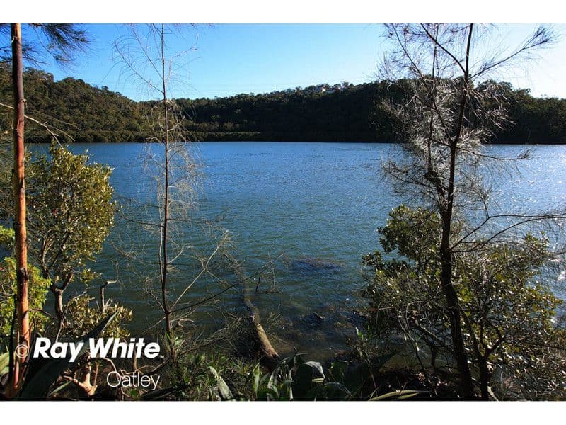 106 Lugarno Parade, LUGARNO NSW 2210, Lugarno - Thumbnail 6