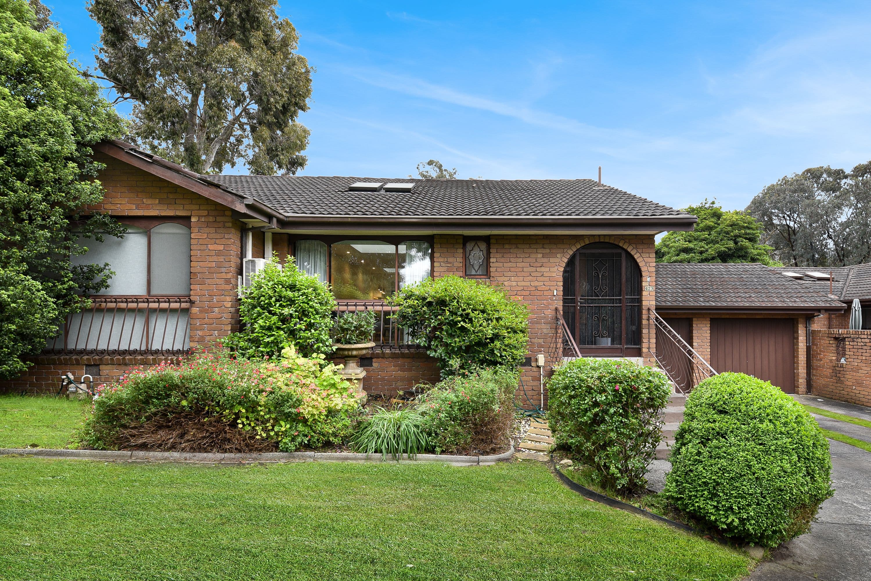 423-425 Waverley Road, Mount Waverley VIC 3149, Mount Waverley - Thumbnail 2
