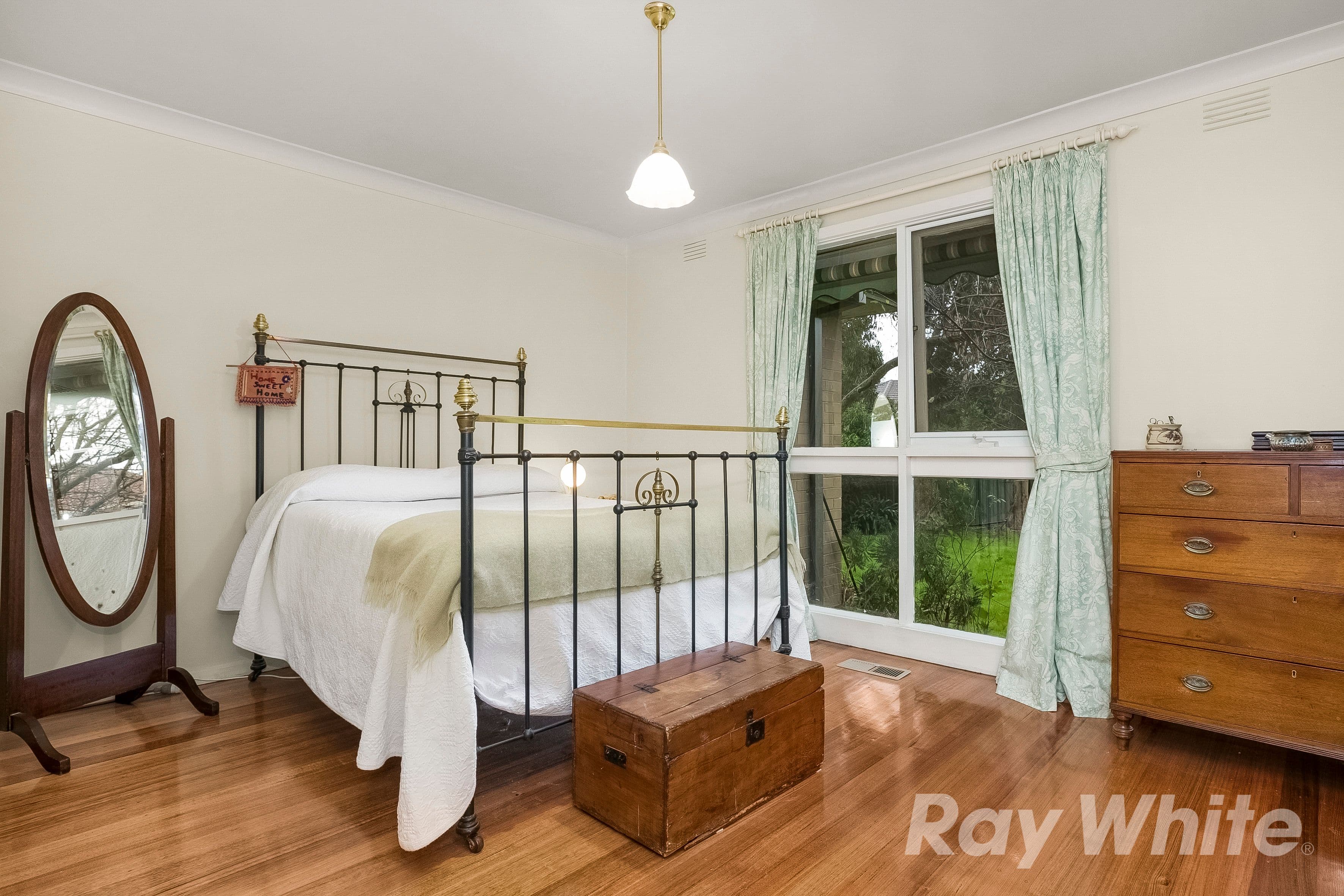 37 Brentwood Drive, Glen Waverley VIC 3150, Glen Waverley - Thumbnail 7