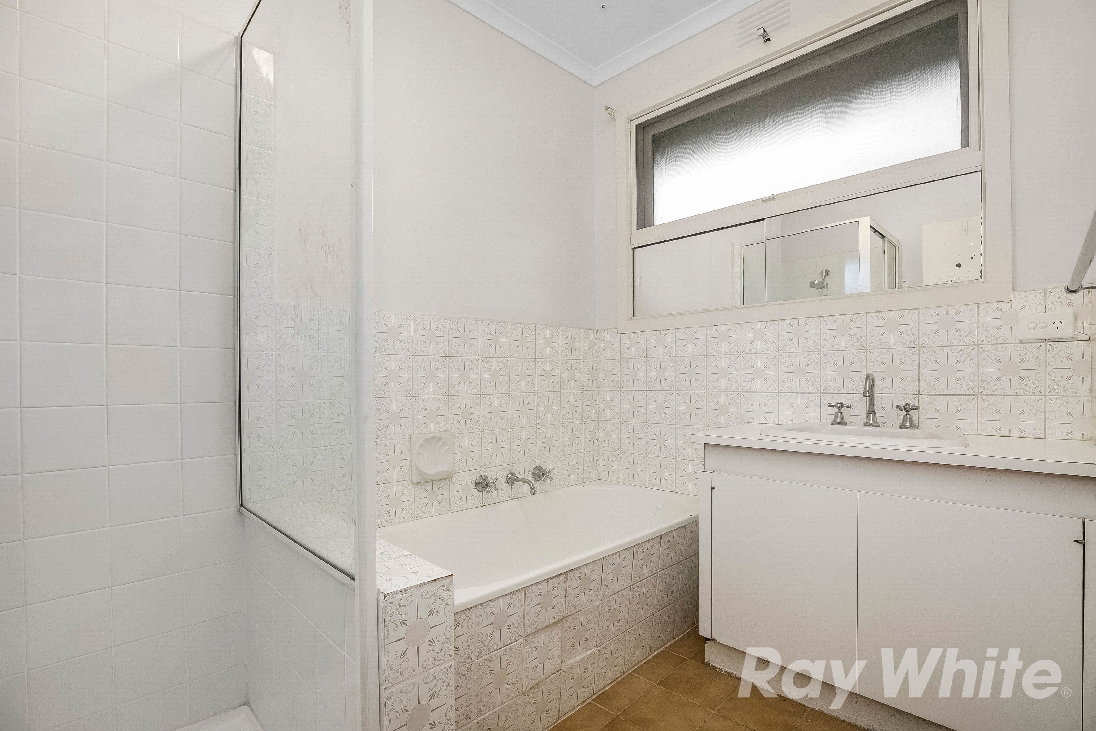 37 Brentwood Drive, Glen Waverley VIC 3150, Glen Waverley - Thumbnail 8