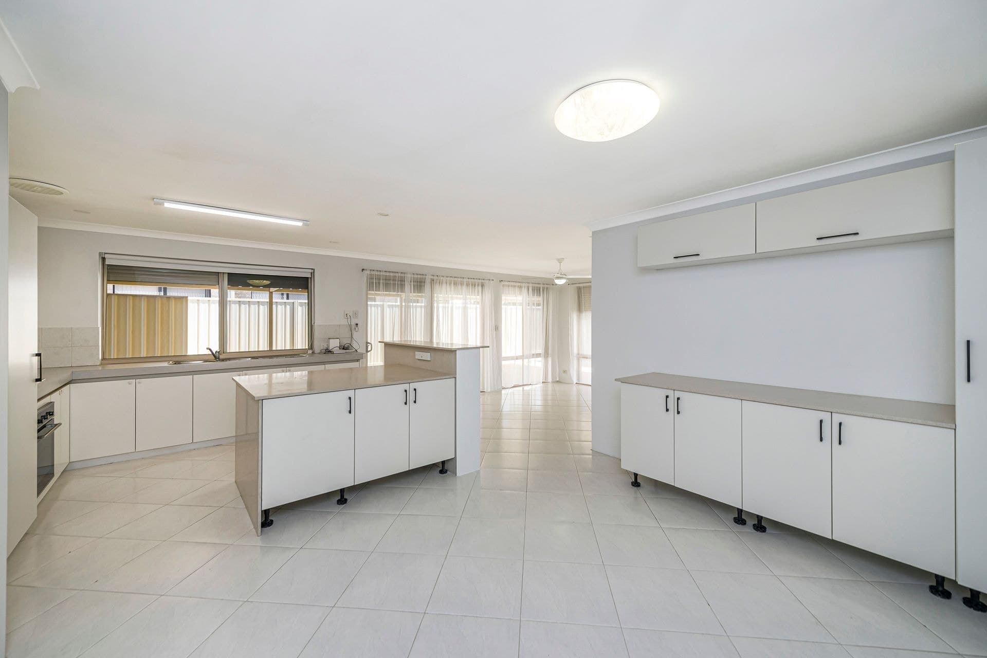 7/10 Warton Rd, Huntingdale, WA, 6110, Kenwick - Thumbnail 2