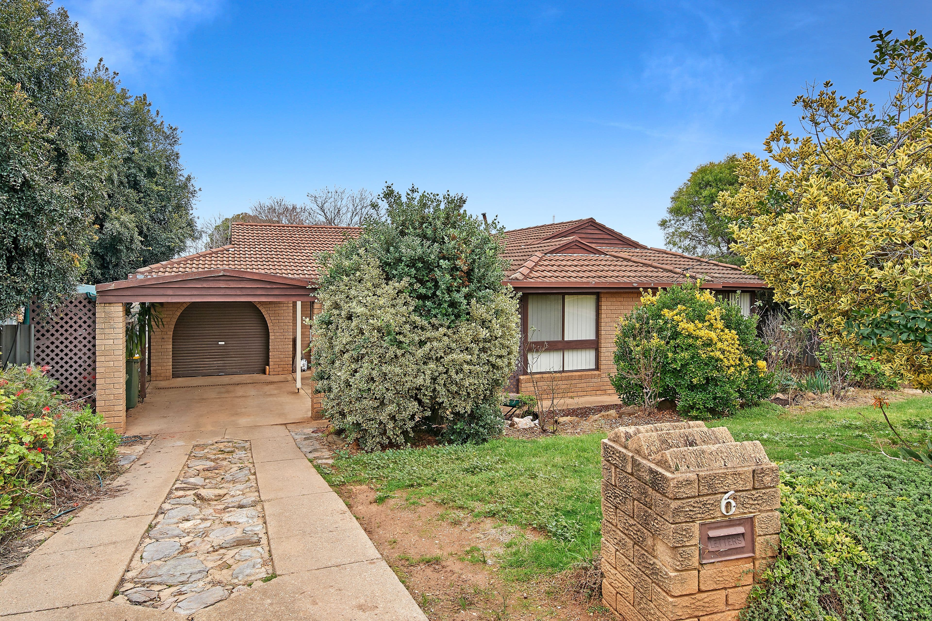 6 Malaya Drive, Tolland NSW 2650, Tolland - Image 1