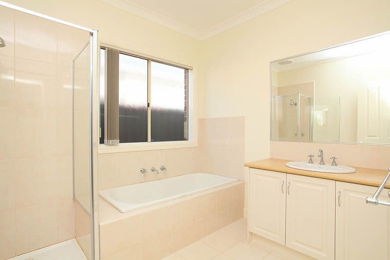 15 Highcroft Place, CAIRNLEA VIC 3023, Cairnlea - Thumbnail 5