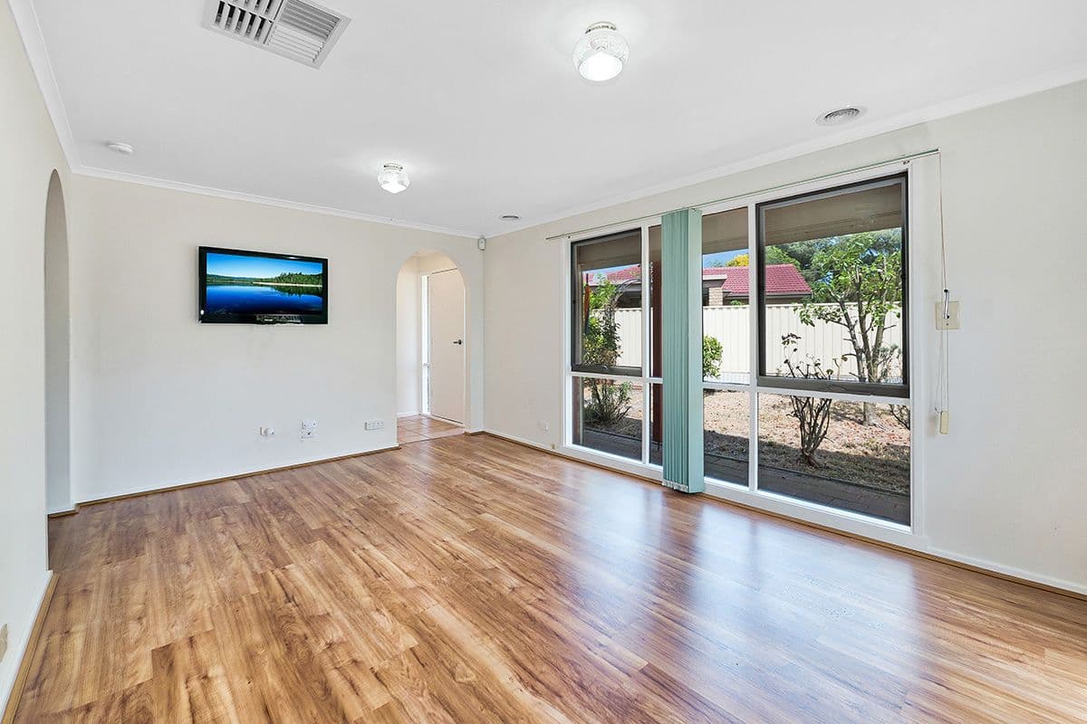28 Wallace Road, Cranbourne VIC 3977, Cranbourne - Thumbnail 5