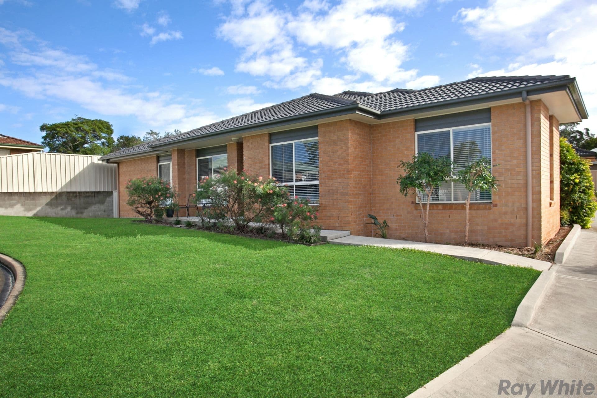 4 Alpine Close, Tenambit - Image 1