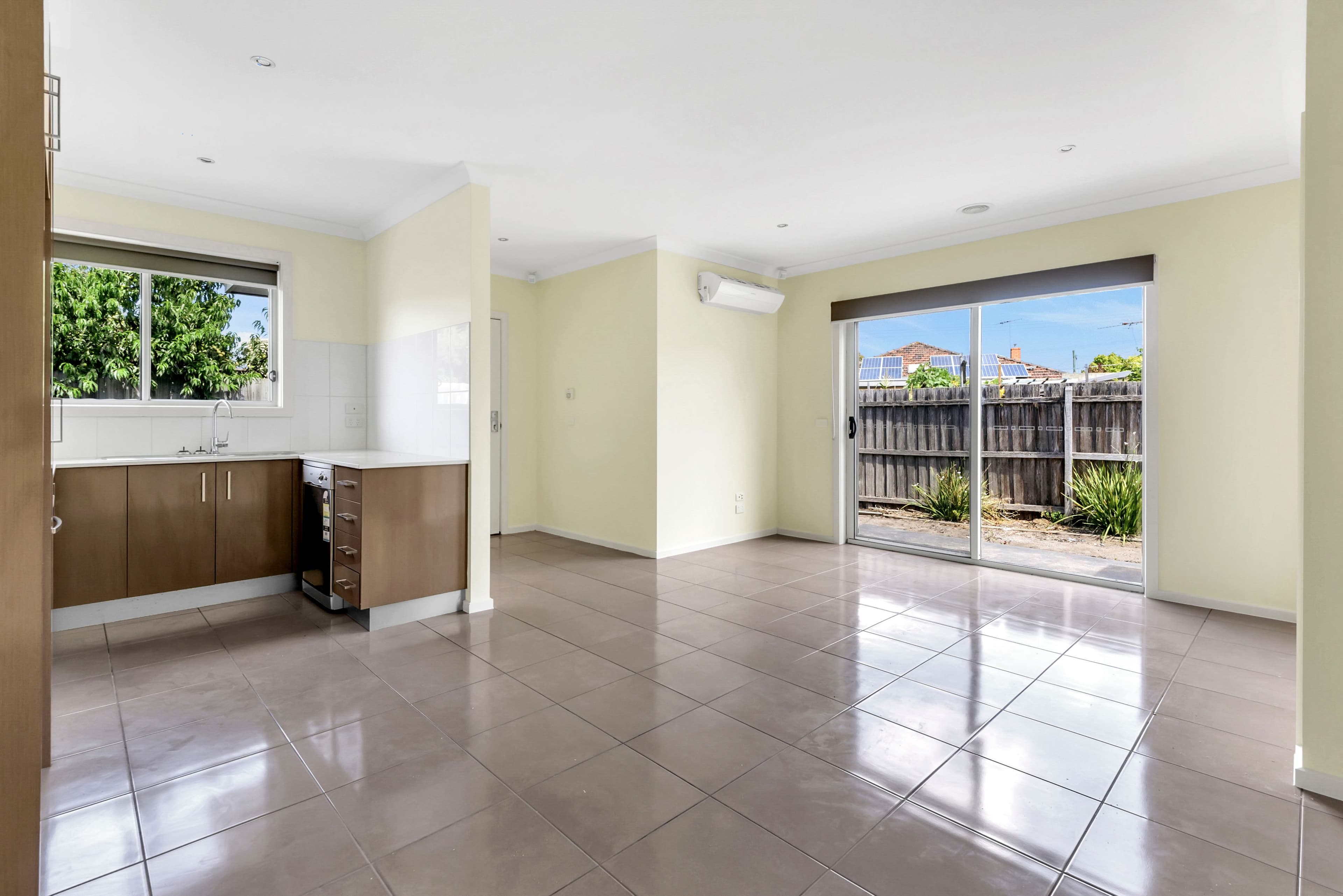 27 Anderson Street, Lalor VIC 3075, Lalor - Thumbnail 2