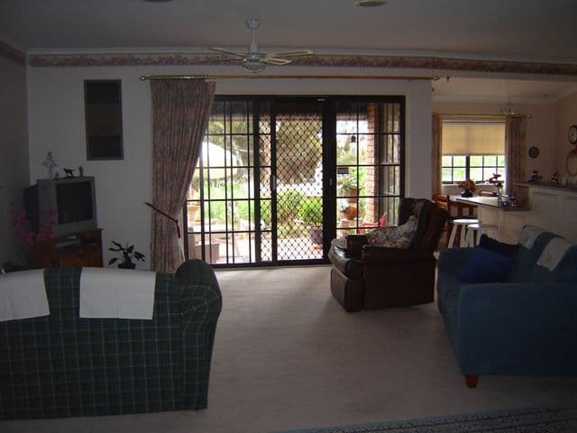 13 Parish Crescent, MURRAY BRIDGE SA 5253, Murray Bridge - Thumbnail 8