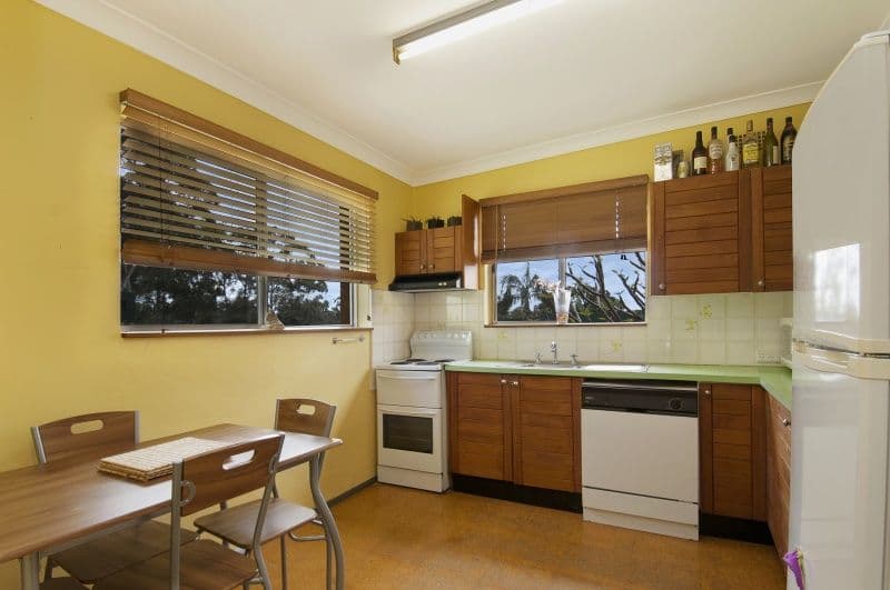 52 Kilkenny Parade, BERKELEY VALE NSW 2261, Berkeley Vale - Thumbnail 3