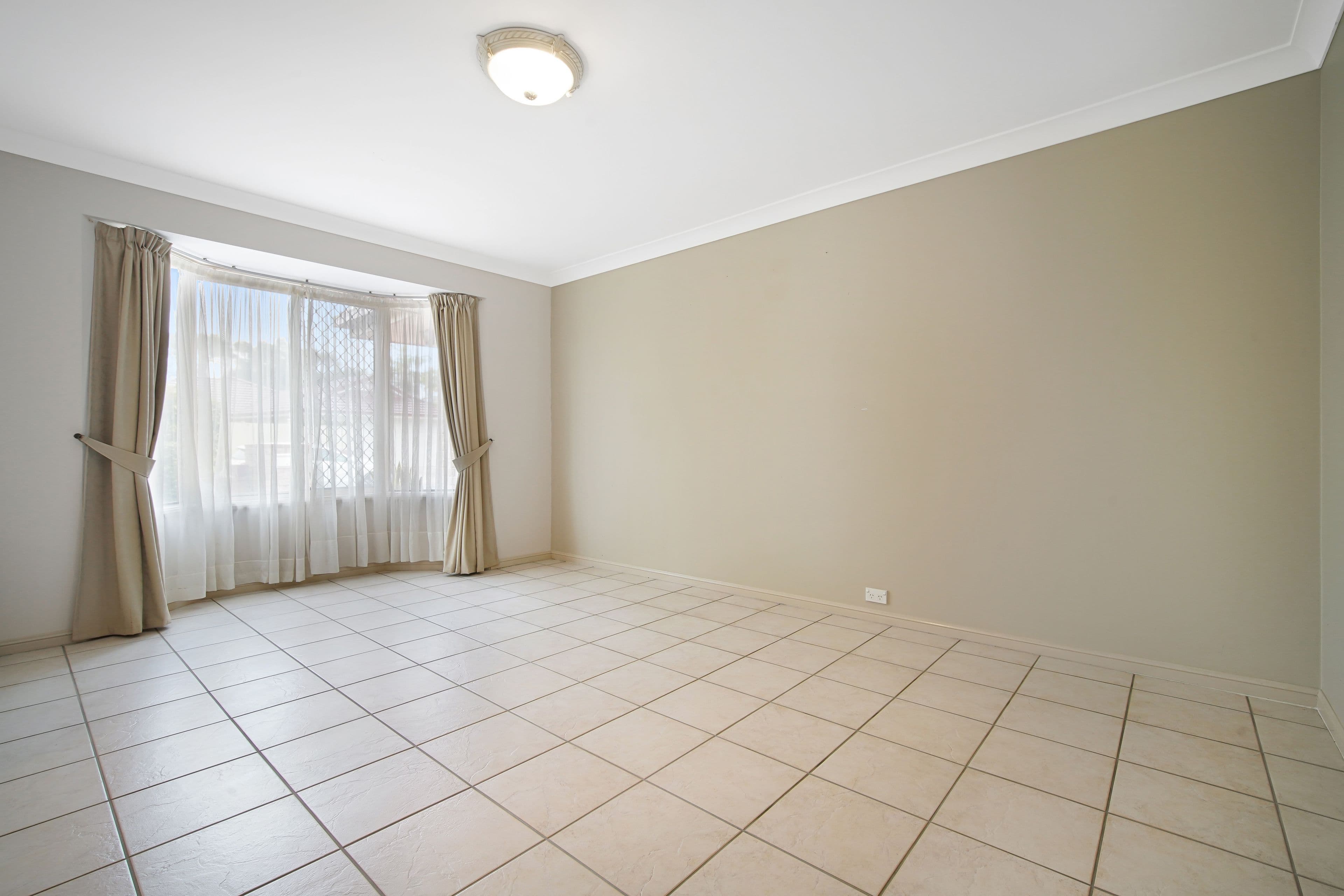 25 Concord Circuit, Robina QLD 4226, Robina - Thumbnail 4