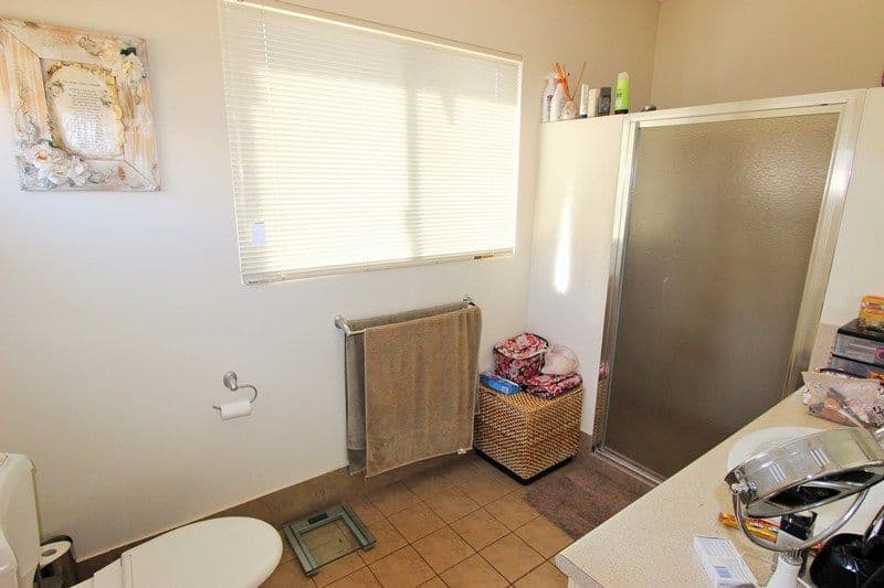 17 Delmere Way, BAYNTON WA 6714, Baynton - Thumbnail 4