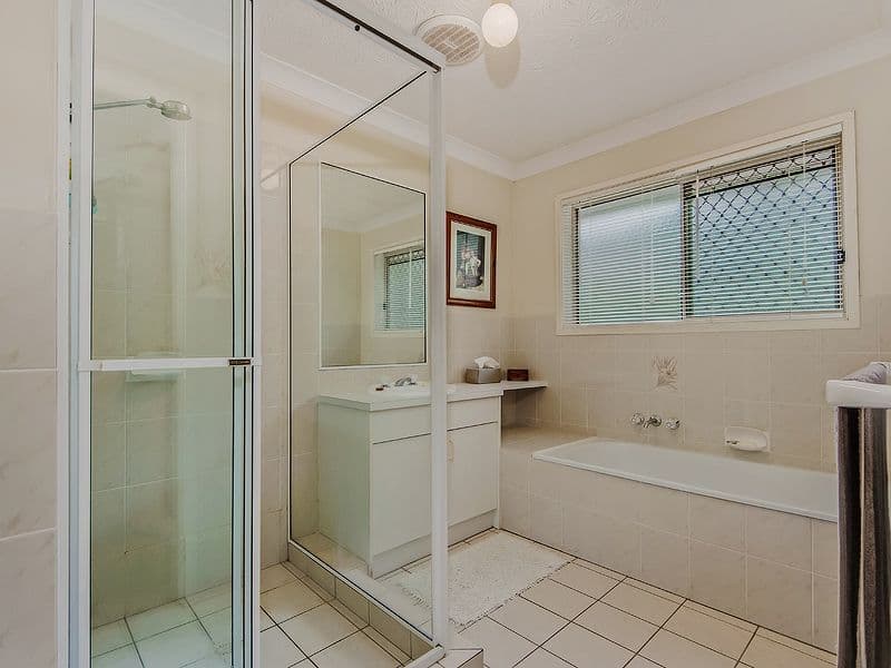 13 Encamp Street, REEDY CREEK QLD 4227, Reedy Creek - Thumbnail 8