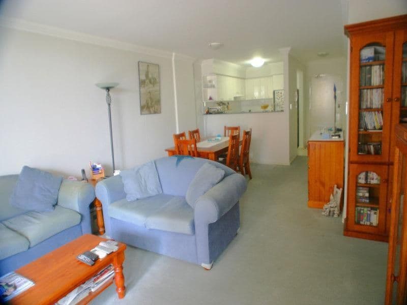 8 Wentworth Drive, Liberty Grove - Image 1