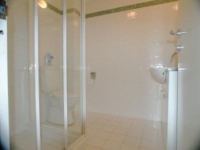 8 Wentworth Drive, Liberty Grove - Thumbnail 4