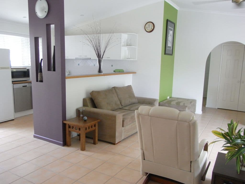 10 Heights Drive, GYMPIE QLD 4570, Gympie - Thumbnail 2