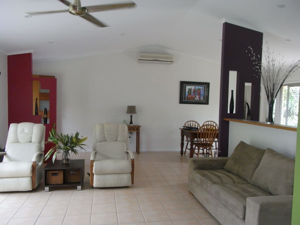 10 Heights Drive, GYMPIE QLD 4570, Gympie - Thumbnail 7