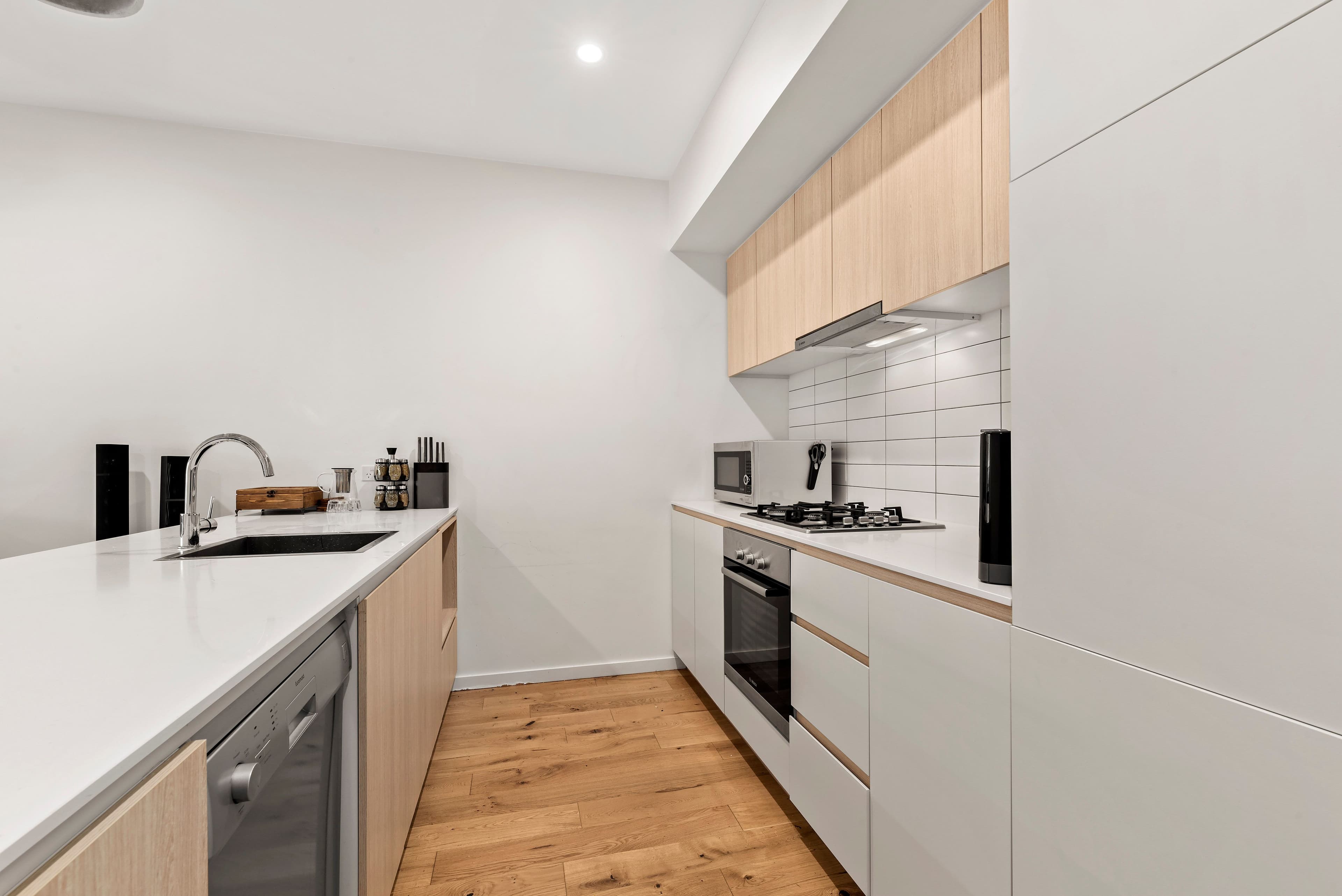 34 Sharp Circuit, Mill Park VIC 3082, Mill Park - Thumbnail 2