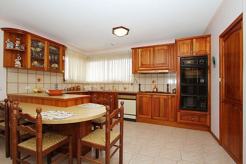 142 Mountview Road, LALOR VIC 3075, Lalor - Thumbnail 2