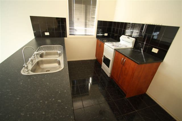 15 Ludwell Avenue, Salisbury North SA 5108, Salisbury North - Thumbnail 5