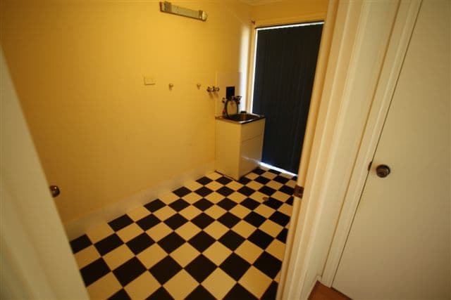 15 Ludwell Avenue, Salisbury North SA 5108, Salisbury North - Thumbnail 8