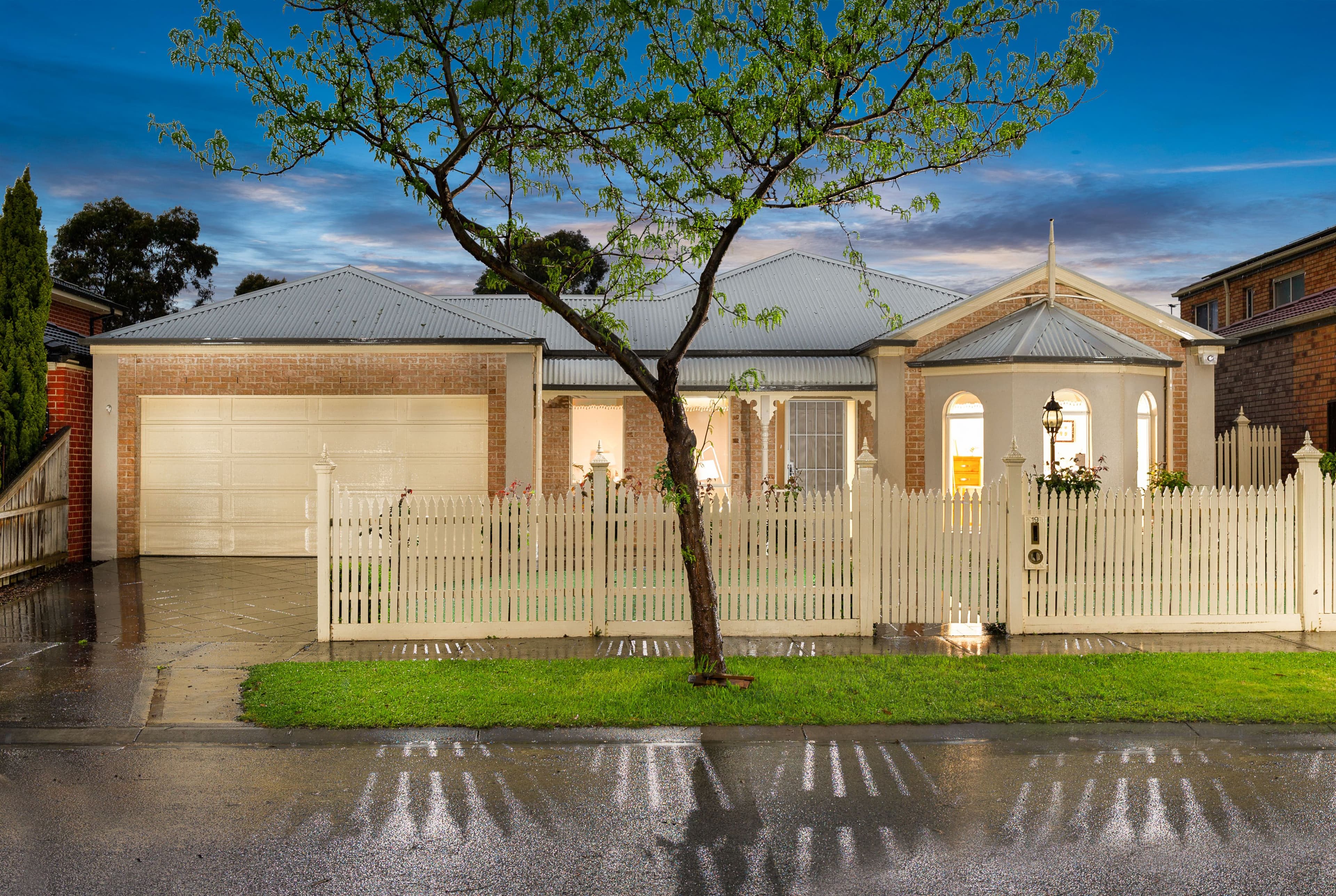 19 Scarlet Drive, Bundoora VIC 3083, Bundoora - Image 1