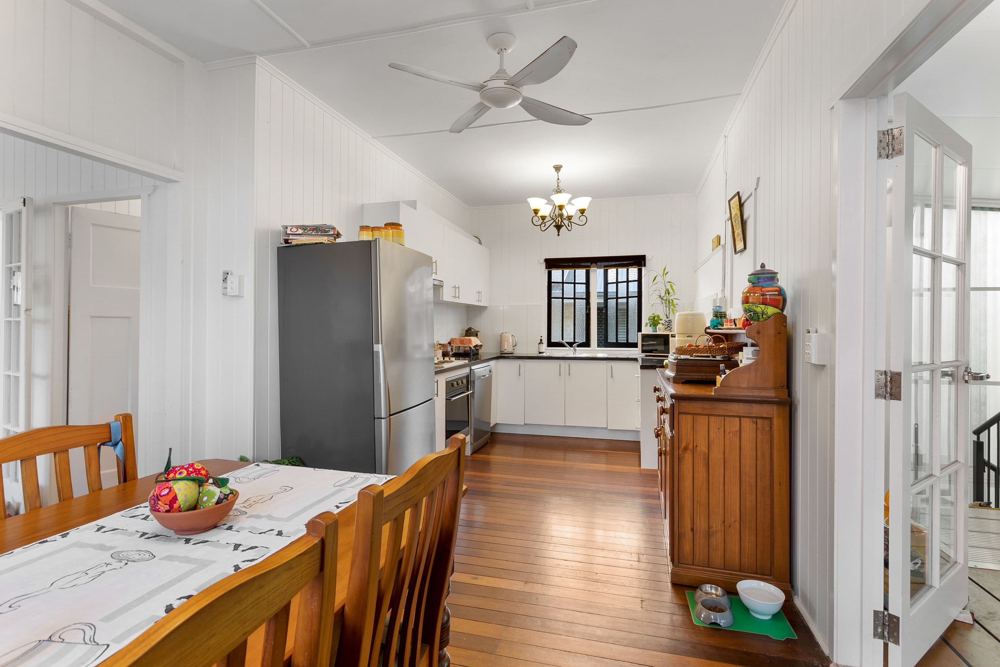 218 GURWOOD Street, Wagga Wagga, Wagga Wagga - Thumbnail 6