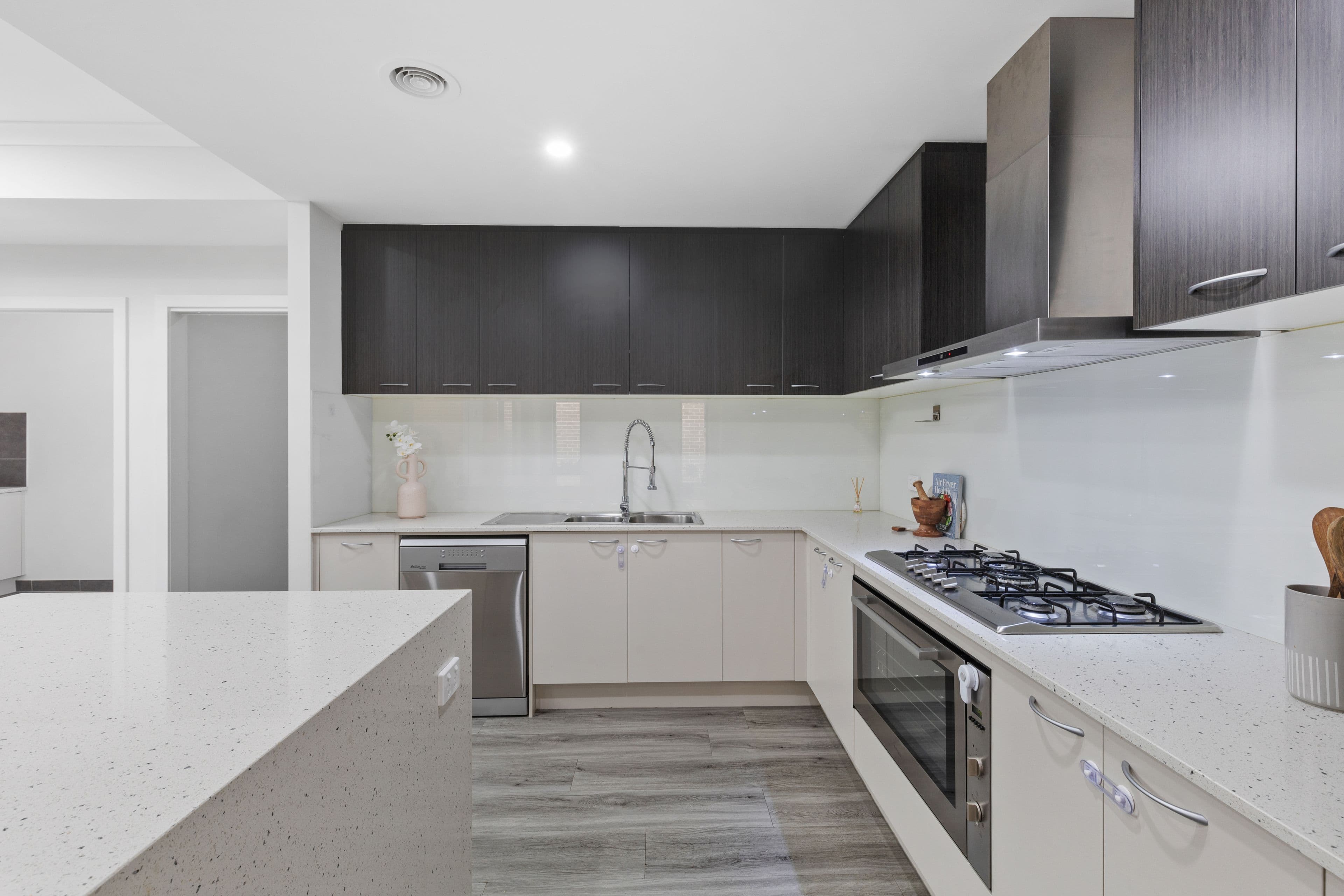 4 Perease Road, Wollert VIC 3750, Wollert - Thumbnail 4