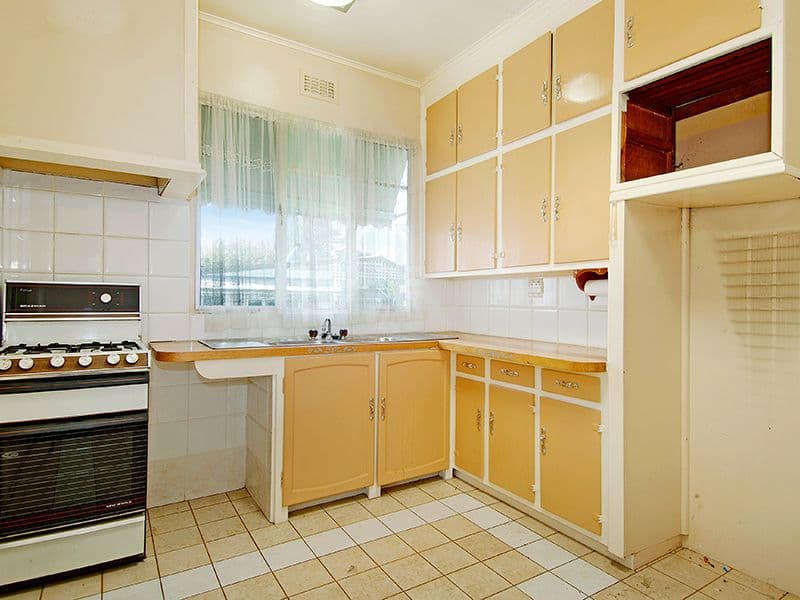10 Blackwood Parade, HEIDELBERG WEST VIC 3081, Heidelberg West - Thumbnail 5