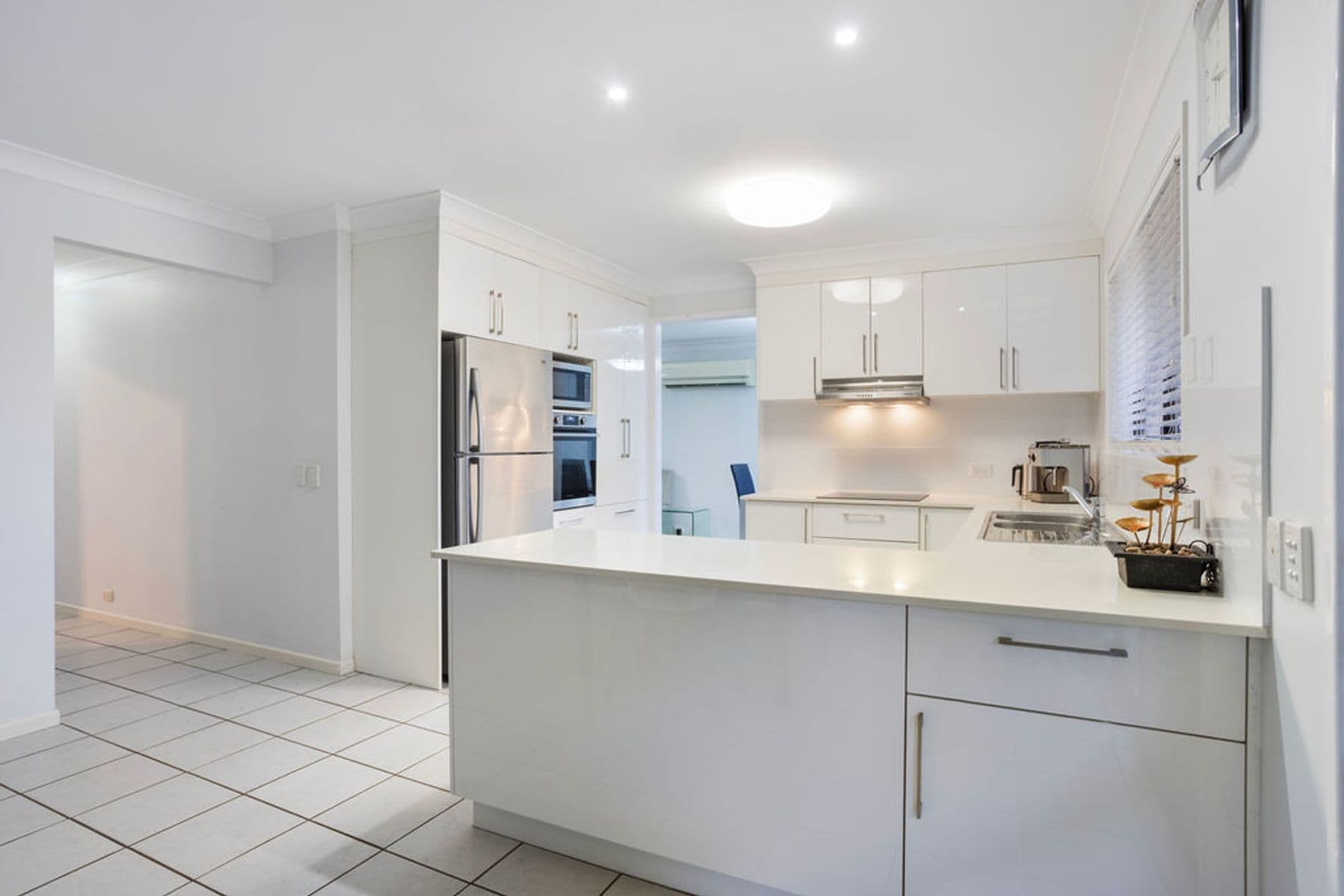 28 Ceratonia Street, Sunnybank Hills QLD 4109, Sunnybank Hills - Thumbnail 5
