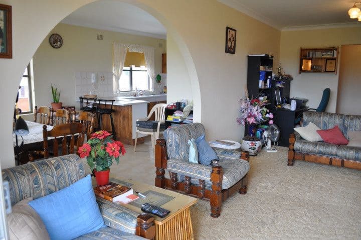 25 Lake Street, FORSTER NSW 2428, Forster - Thumbnail 2