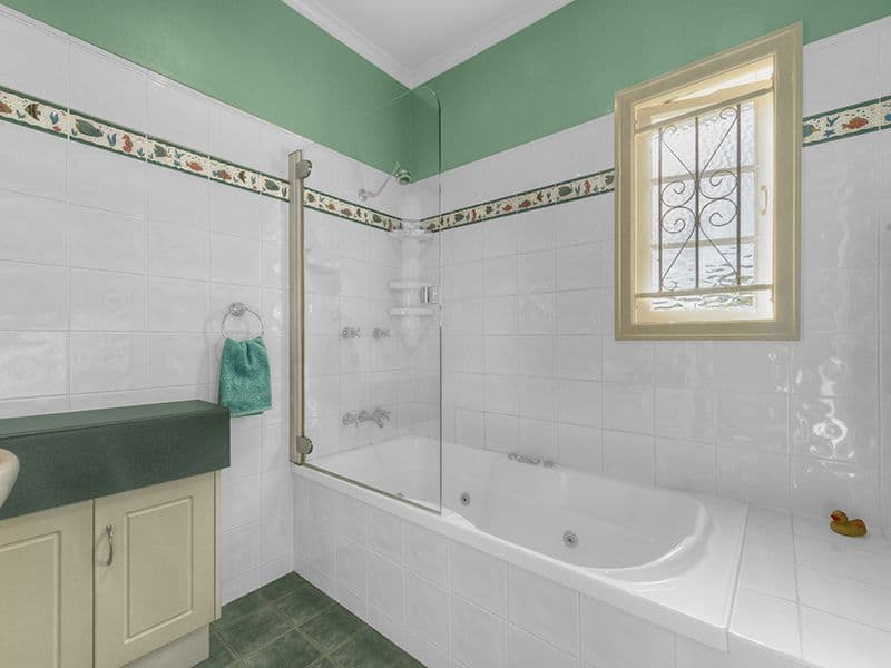 128 Arnold Street, Holland Park QLD 4121, Holland Park - Thumbnail 7