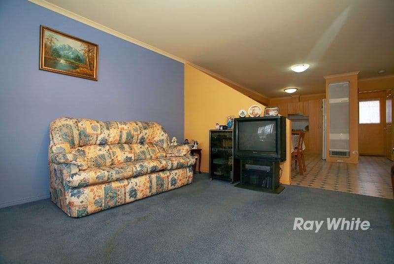 14 Breamlea Way, CRANBOURNE VIC 3977, Cranbourne West - Thumbnail 8