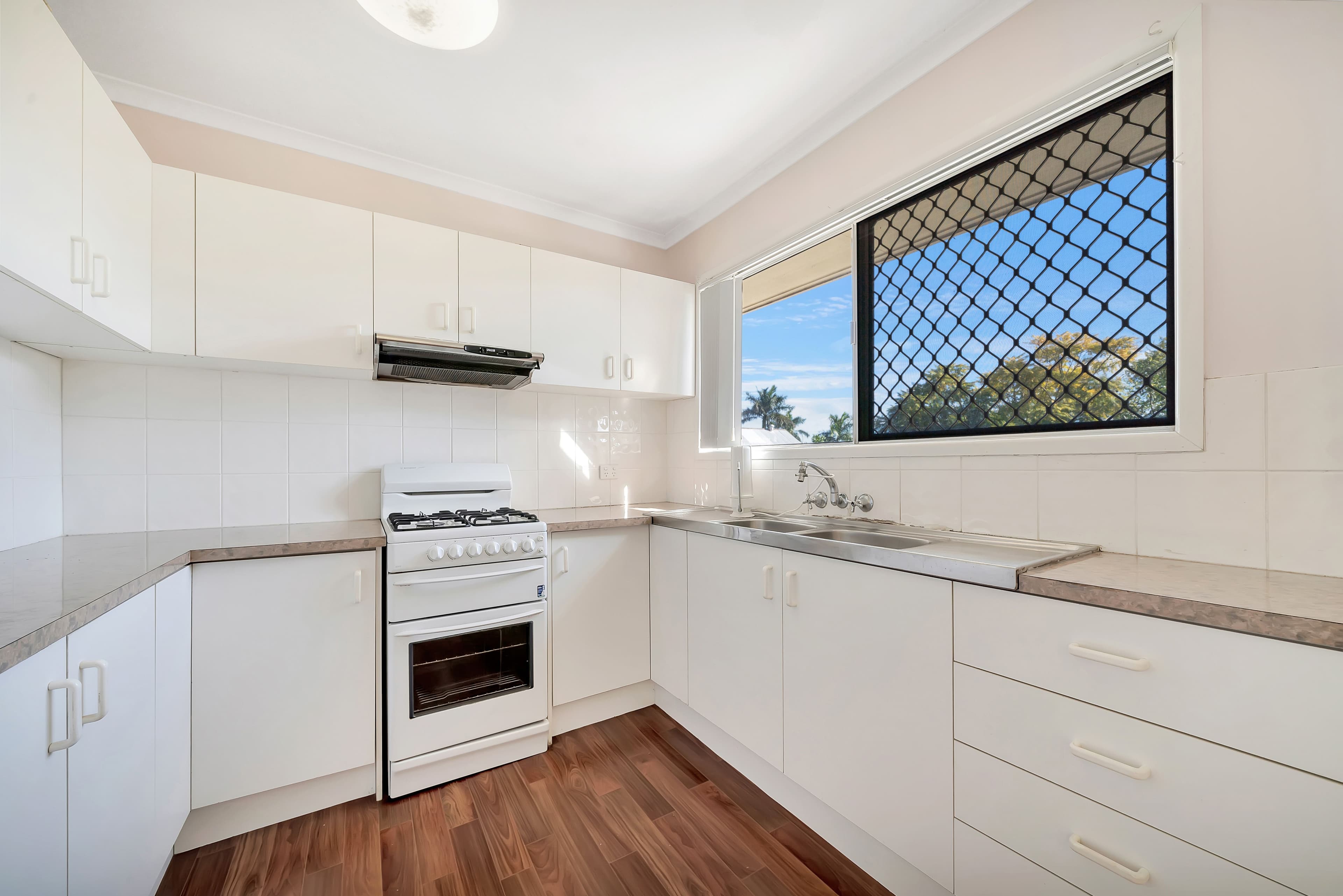 18 Pope Street, Logan Central QLD 4114, Logan Central - Thumbnail 2