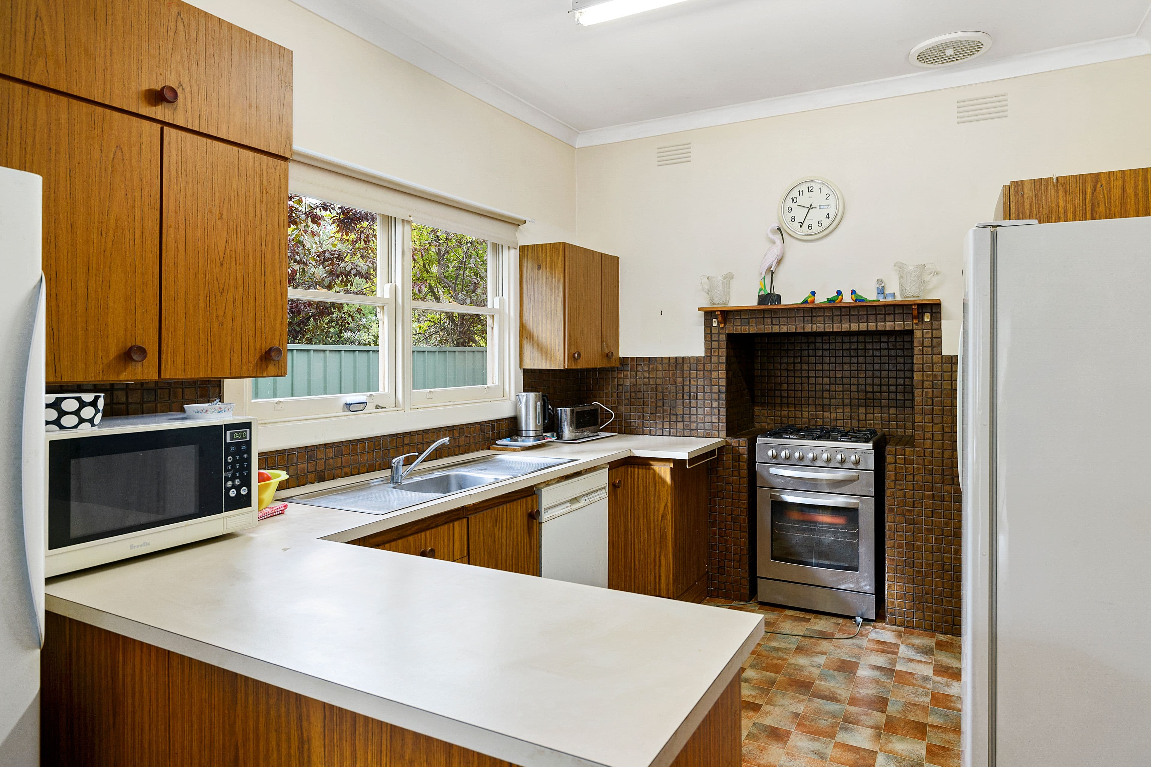 136 Anderson Street, Euroa VIC 3666, Euroa - Thumbnail 4