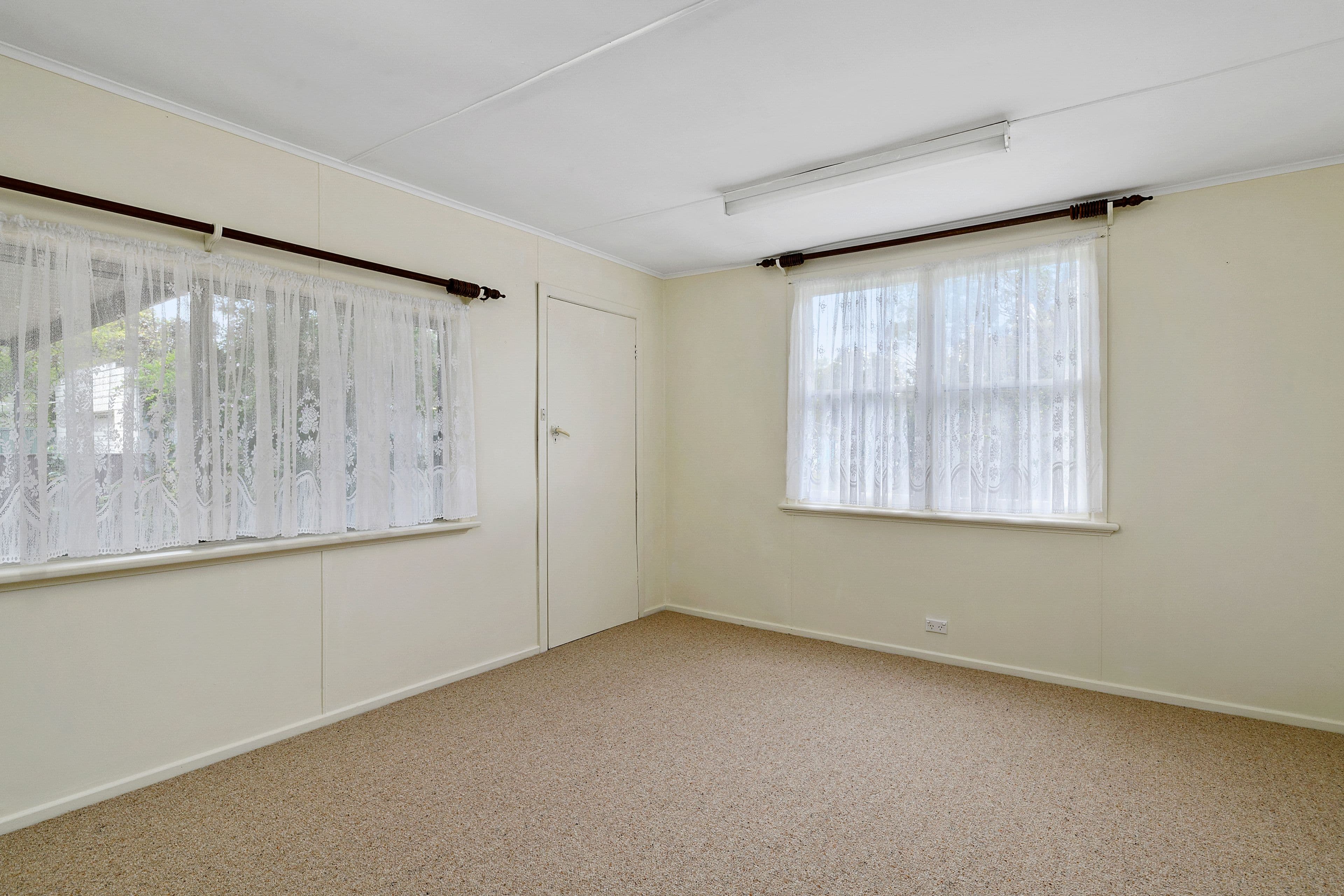 136 Anderson Street, Euroa VIC 3666, Euroa - Thumbnail 8