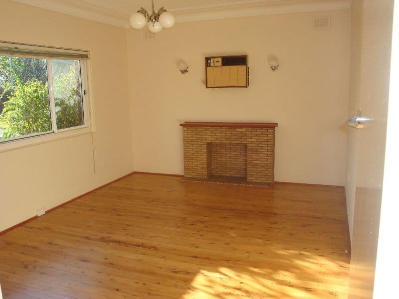 142 Acacia Road, KIRRAWEE NSW 2232, Kirrawee - Thumbnail 2