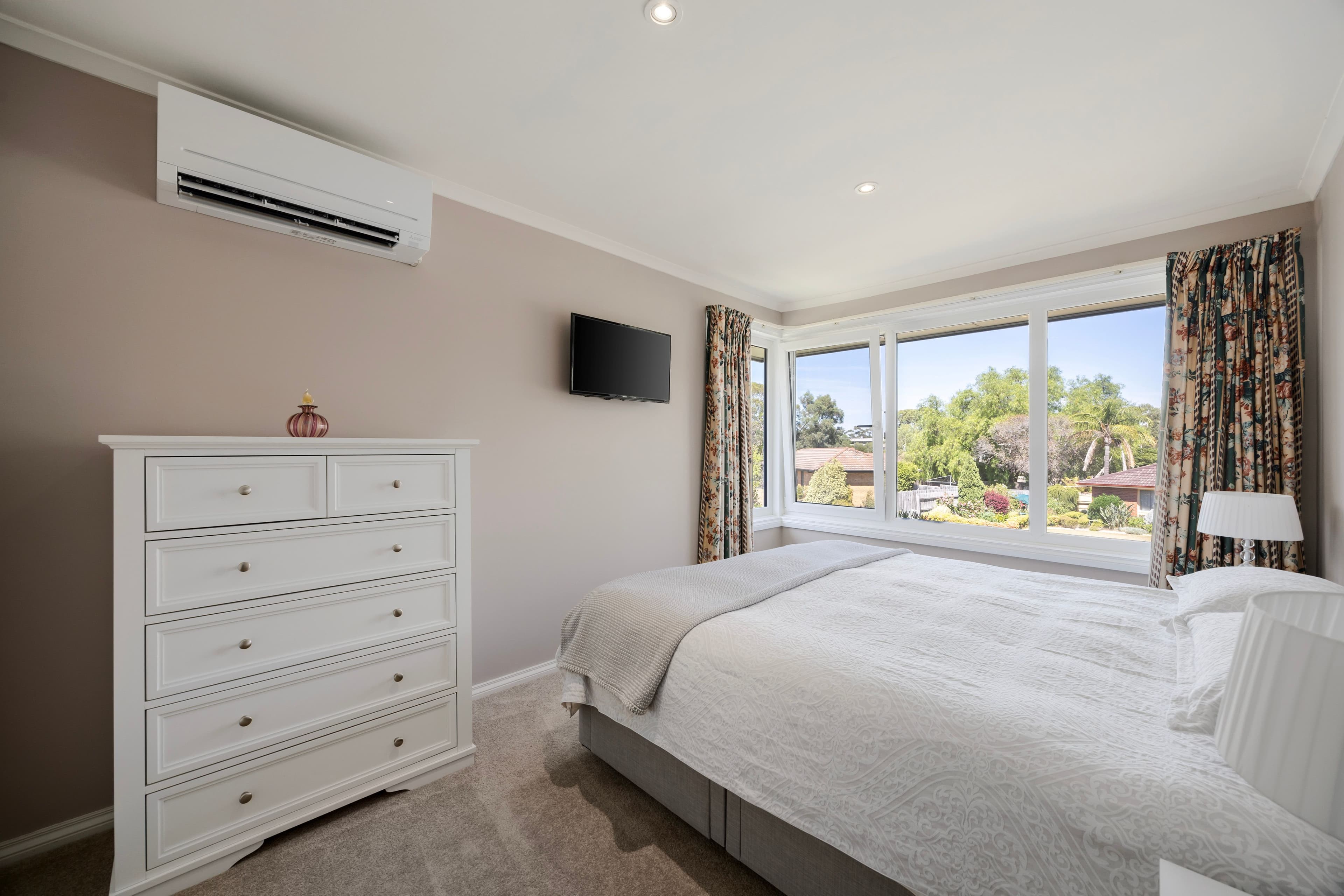 6 Pollard Place, Sunbury VIC 3429, Sunbury - Thumbnail 7