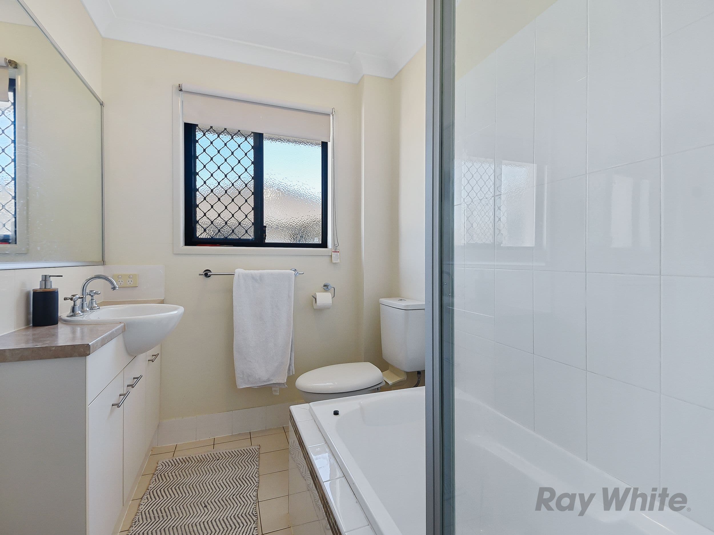 20 Yaralla Street, Chermside QLD 4032, Chermside - Thumbnail 8