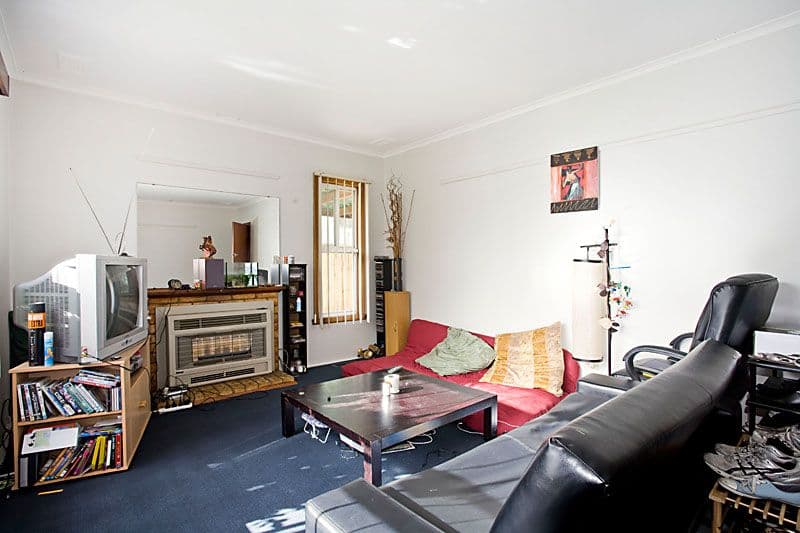 4 Warrina Street, CHADSTONE VIC 3148, Chadstone - Thumbnail 2
